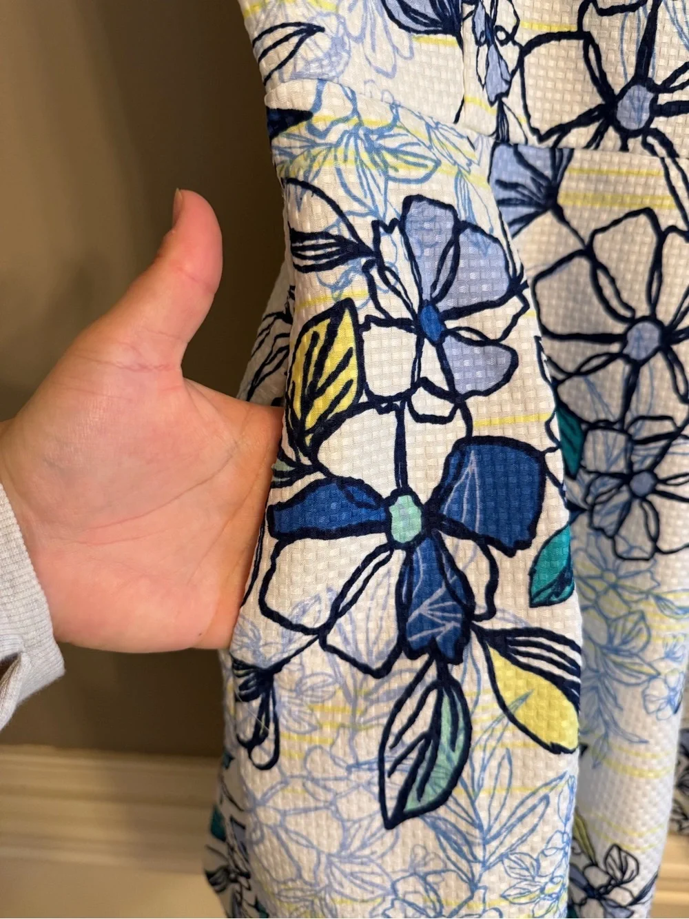 Danny & Nicole Blue and White Floral Square-Neck Mini Dress Pockets 6P - Picture 11 of 11